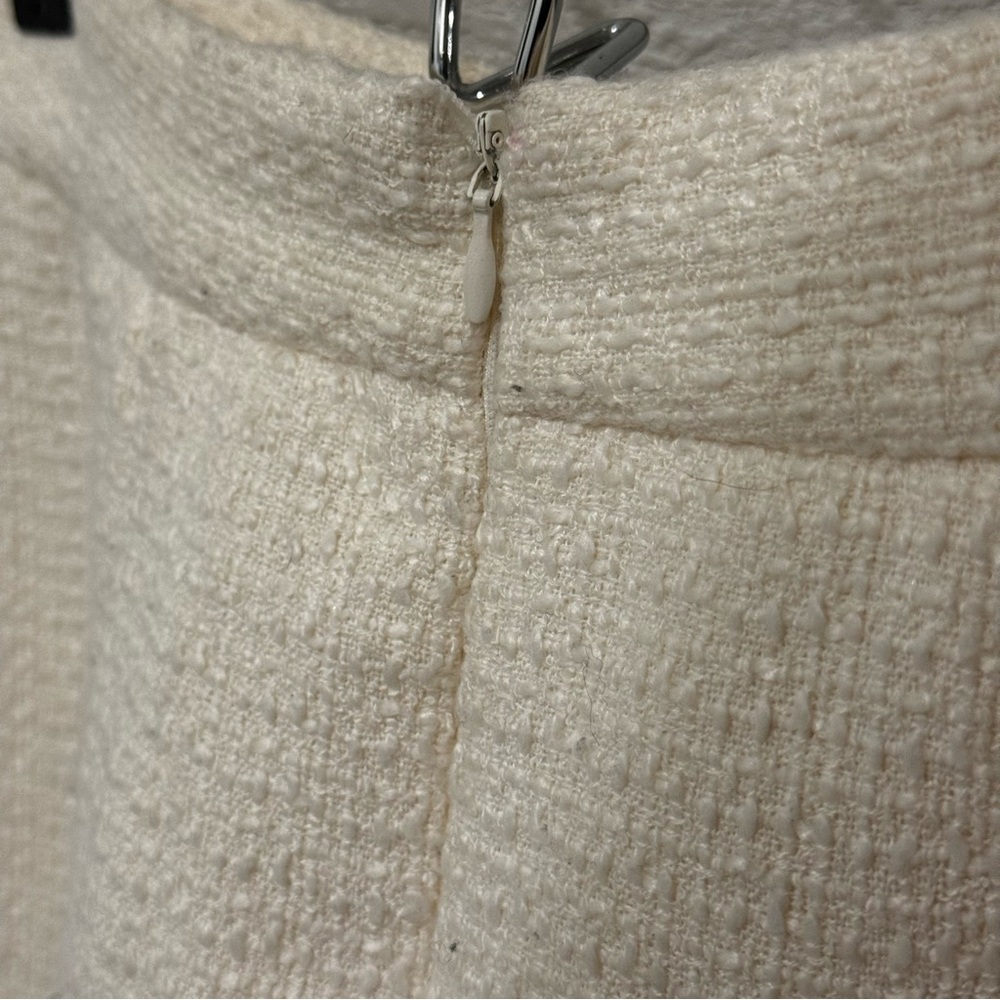 CHANEL Vintage Tweed Pencil Skirt - Picture 5 of 12